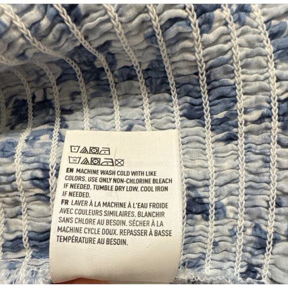 Amercian Eagle Outfitters Boho Blue White Floral Button Smocked Crop Top XL - Picture 9 of 9